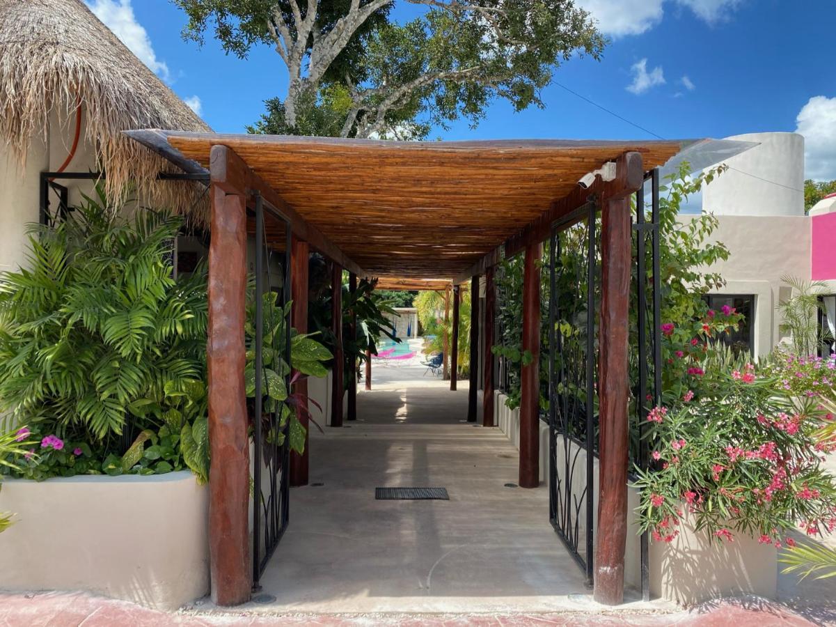Hotel Blue Palm Bacalar Esterno foto